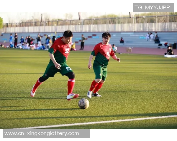 汕头足球培训助力青少年成长提升足球技能与团队合作精神