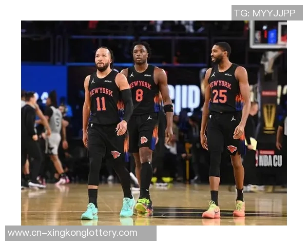 尼克斯与黄蜂激战正酣球迷期待精彩对决再续传奇